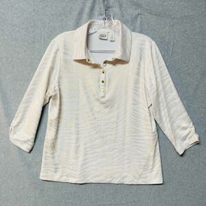 Chicos Zenergy Golf Women’s Sz 1  White Gold Animal Print 3/4 Sleeve Snap Top Ex